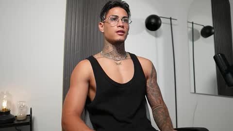 Agustin online show from 24, 9, 2025