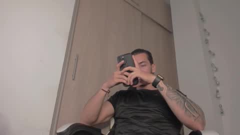 Snapshot of axelblaze_1 chatting on 27, 3, 2026 axelblaze_1 online show from 27, 3, 2026