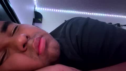 axelfigueroa2 online show from 17, 10, 2025