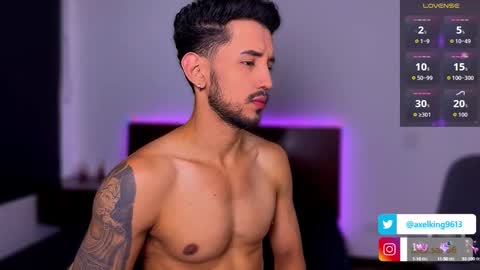 Snapshot of axelking13 chatting on 10, 10, 2025 Axel King online show from 10, 10, 2025