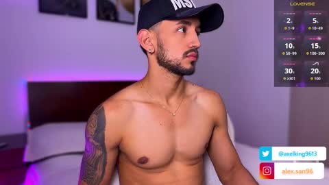 Snapshot of axelking13 chatting on 23, 10, 2025 Axel King online show from 23, 10, 2025