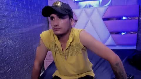 Snapshot of axell_cross2 chatting on 30, 1, 2025 Axell Cross2 online show from 30, 1, 2025