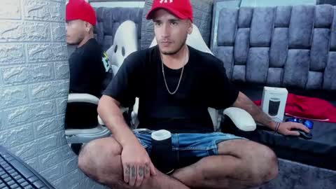 Snapshot of axell_cross2 chatting on 26, 2, 2025 Axell Cross2 online show from 26, 2, 2025