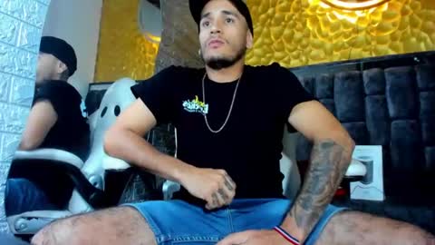 Snapshot of axell_cross2 chatting on 1, 3, 2025 Axell Cross2 online show from 1, 3, 2025