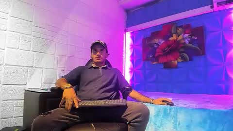 Axell Cross2 online show from 5, 10, 2025