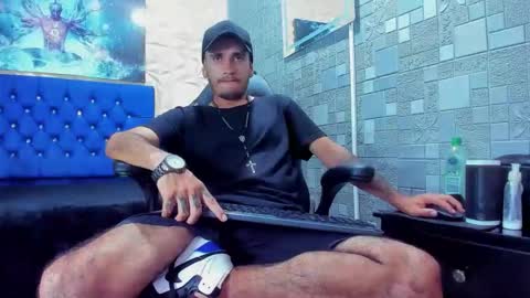 Axell Cross2 online show from 20, 3, 2026