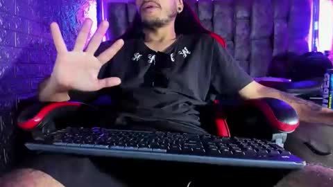 Snapshot of axell_cross2 chatting on 11, 6, 2026 Axell Cross2 online show from 11, 6, 2026