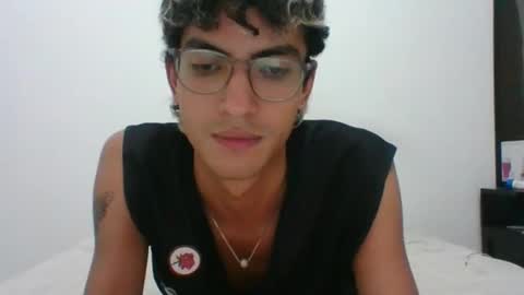 Snapshot of axellatino_ chatting on 11, 3, 2025 Axel online show from 11, 3, 2025