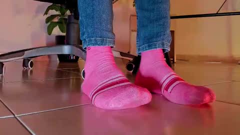 im your little femboy  ALEX   online show from 18, 9, 2025