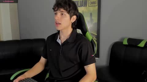 Axel Raven online show from 31, 12, 2024