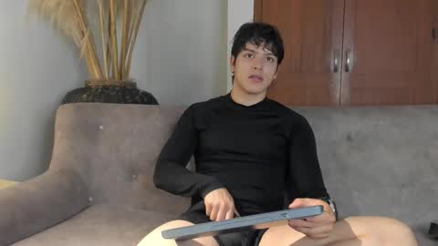 Axel Raven online show from 18, 12, 2025