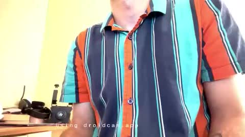 Snapshot of axis33 chatting on 6, 6, 2026 axis online show from 6, 6, 2026