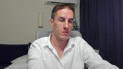 Axl online show from 7, 1, 2026