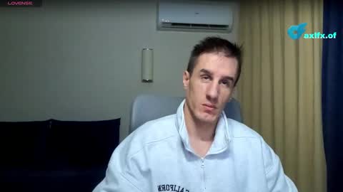 Axl online show from 25, 2, 2026