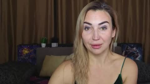 Snapshot of ay_kiss_jully chatting on 17, 1, 2026 Jully online show from 17, 1, 2026