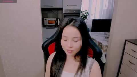 Snapshot of aya_moon chatting on 2, 12, 2025 Aya Moon online show from 2, 12, 2025