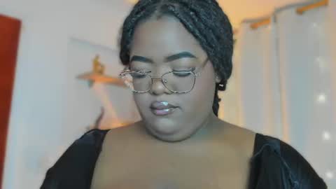 Snapshot of ayanaa_ebony_ chatting on 8, 7, 2026 Ayana online show from 8, 7, 2026