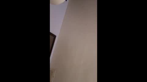 Snapshot of ayayron1982 chatting on 20, 12, 2025 ayayron1982 online show from 20, 12, 2025