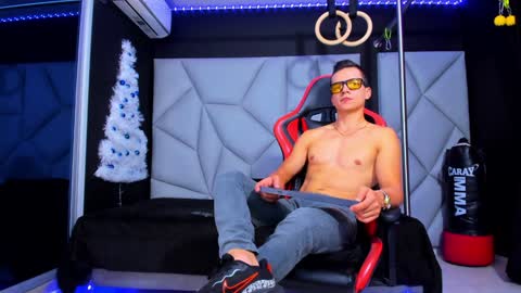 Ayden Miller online show from 16, 12, 2024