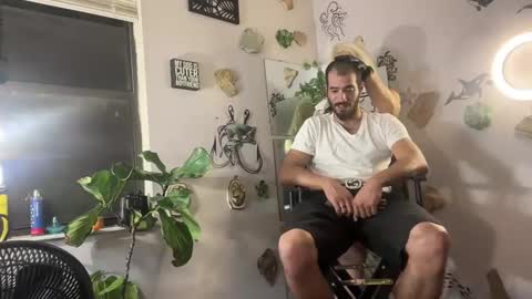 Snapshot of ayeboyyy92 chatting on 24, 2, 2025 Erinn online show from 24, 2, 2025