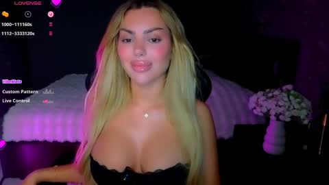  Ayla Demir  online show from 17, 5, 2026
