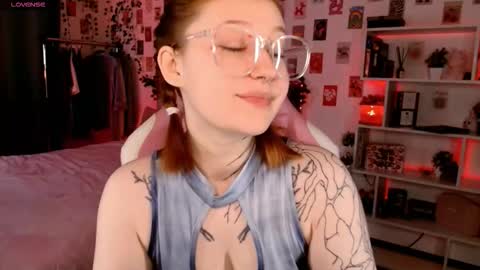 Ayla hill online show from 5, 10, 2025