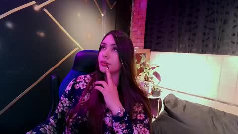 nany online show from 13, 5, 2026