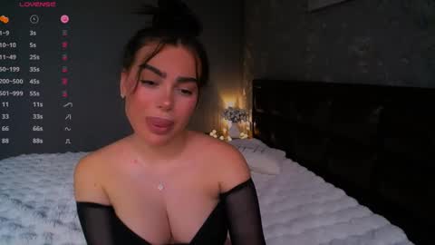Ayla online show from 12, 1, 2025