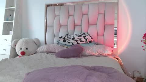 AYLEEN    online show from 27, 11, 2025