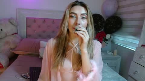 AYLEEN    online show from 1, 8, 2026