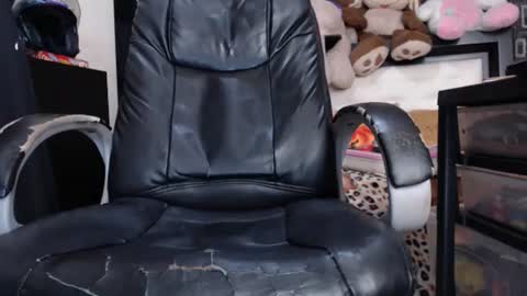 AyleenZJ online show from 16, 9, 2025