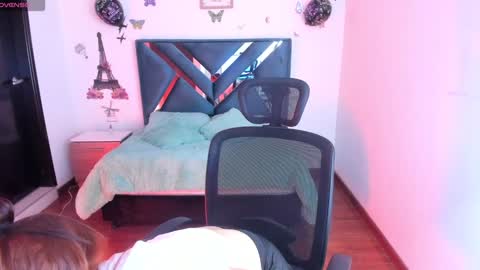 Snapshot of aylin_diazz chatting on 31, 1, 2025 Aylin online show from 31, 1, 2025