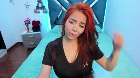 Snapshot of aylin_diazz chatting on 11, 9, 2025 Aylin online show from 11, 9, 2025