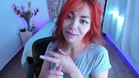 Snapshot of aylin_diazz chatting on 29, 11, 2025 Aylin online show from 29, 11, 2025