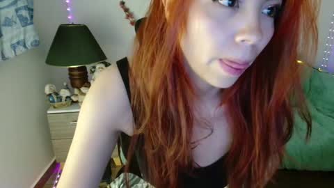 Snapshot of aylin_diazz chatting on 18, 12, 2025 Aylin online show from 18, 12, 2025