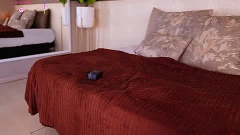 Aylin Millerxs online show from 3, 10, 2025