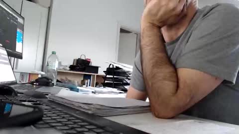 aylinniyerim online show from 10, 3, 2026