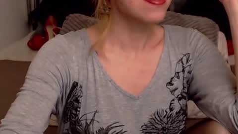 aylynrichard online show from 4, 1, 2025