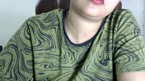 Snapshot of ayushi880 chatting on 1, 3, 2025 Ayushi online show from 1, 3, 2025
