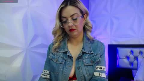 Snapshot of azaahara_ chatting on 28, 2, 2026 Azahara online show from 28, 2, 2026