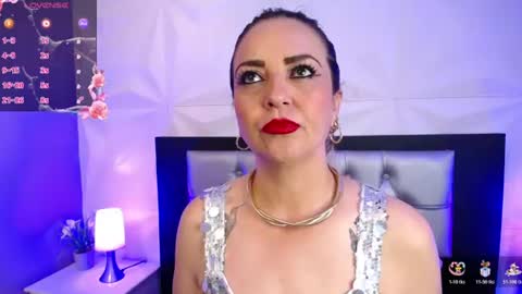 Snapshot of azaahara_ chatting on 26, 6, 2026 Azahara online show from 26, 6, 2026