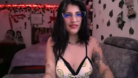 Snapshot of azaaharziz chatting on 16, 12, 2024 Azahar online show from 16, 12, 2024