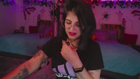 Snapshot of azaaharziz chatting on 21, 10, 2025 Azahar online show from 21, 10, 2025