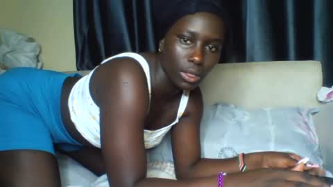 azaelia_iris online show from 9, 5, 2026