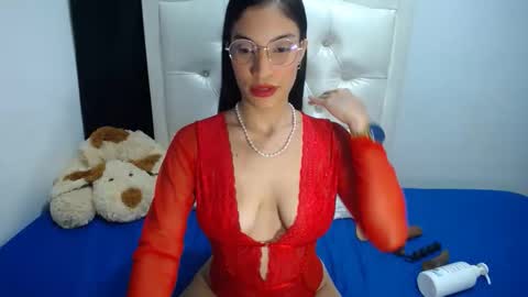 Snapshot of azahara_smith chatting on 21, 10, 2025 Smith online show from 21, 10, 2025