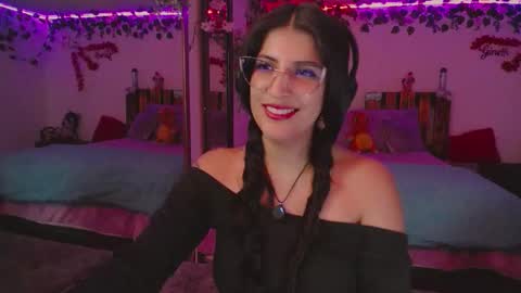 Snapshot of azaharnoor chatting on 18, 11, 2025 Azahar online show from 18, 11, 2025