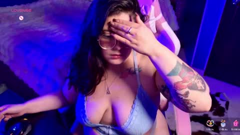Snapshot of azamy_12 chatting on 1, 6, 2026 Amanda online show from 1, 6, 2026