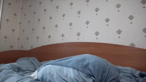 azazelmax online show from 4, 12, 2024