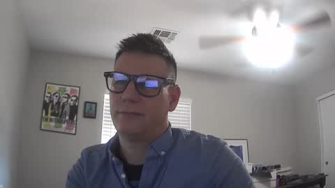 Snapshot of azsurfer39 chatting on 15, 9, 2025 azsurfer39 online show from 15, 9, 2025