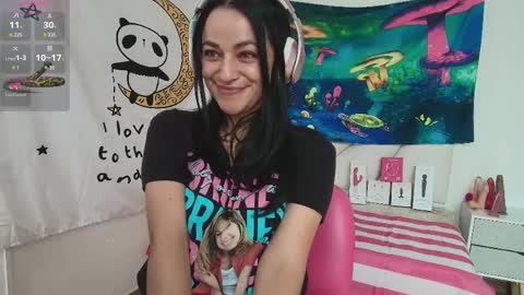 Azucena R online show from 1, 4, 2026